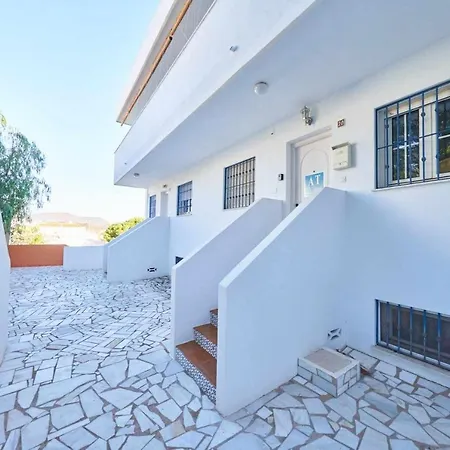 Apartamento Balcón De Piscina Parking