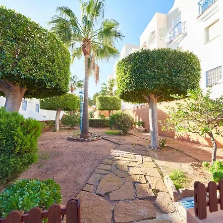 Apartamento Balcón De Piscina Parking